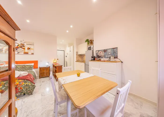 Vatican Loft For Near Metro Station Apartment *